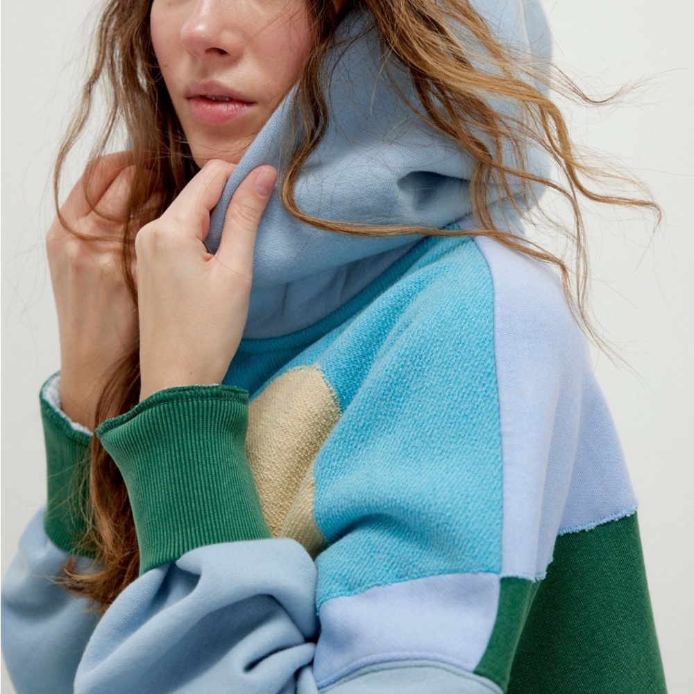 We The Free Green and Blue Floral Sweater - Picture 5 of 9